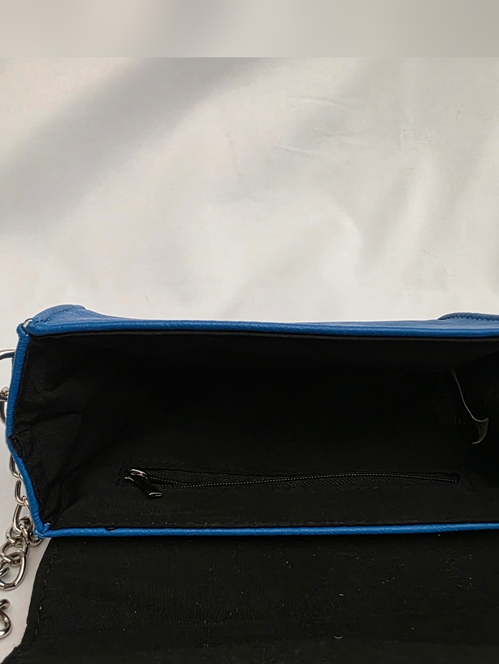 Nintendo Super Mario Crossbody Wristlet - Red & Blue Faux Leather w/ Buttons - Picture 7 of 8